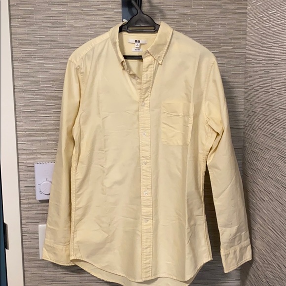 Uniqlo, pale yellow, slim fit, cotton Button up - Picture 1 of 3